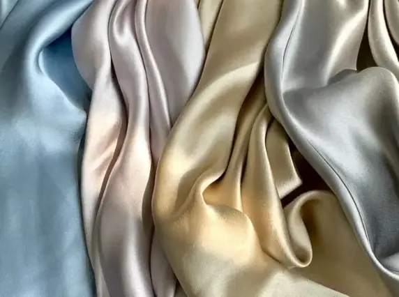 ແທ້ຈິງແລ້ວແມ່ນຜ້າ Acetate ທີ່ເອົາອິນເຕີເນັດໂດຍພະຍຸ?